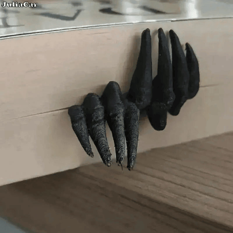Claw Bookmark
