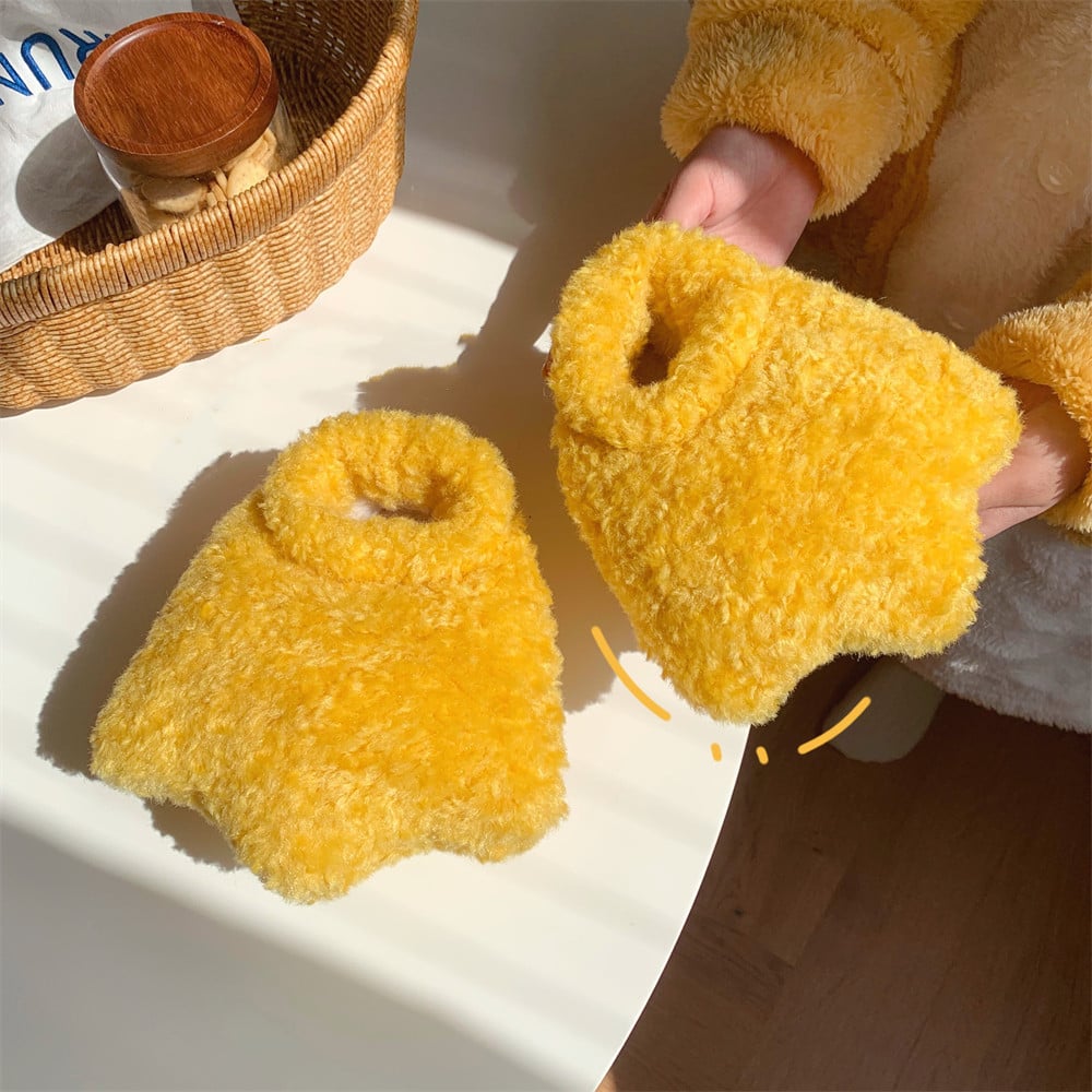 CARTOON DUCK FEET HOUSE SLIPPERS