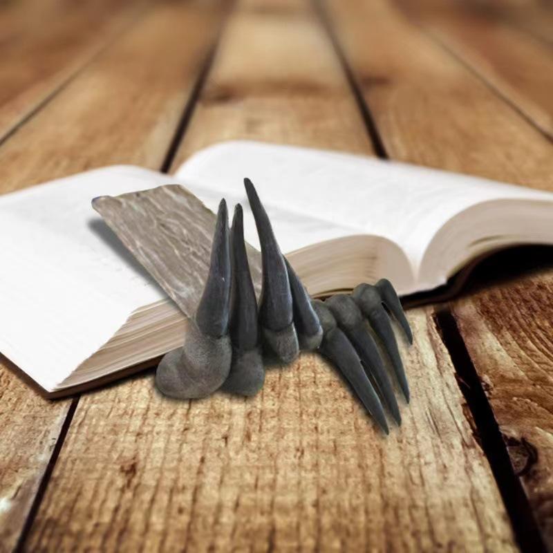 Claw Bookmark