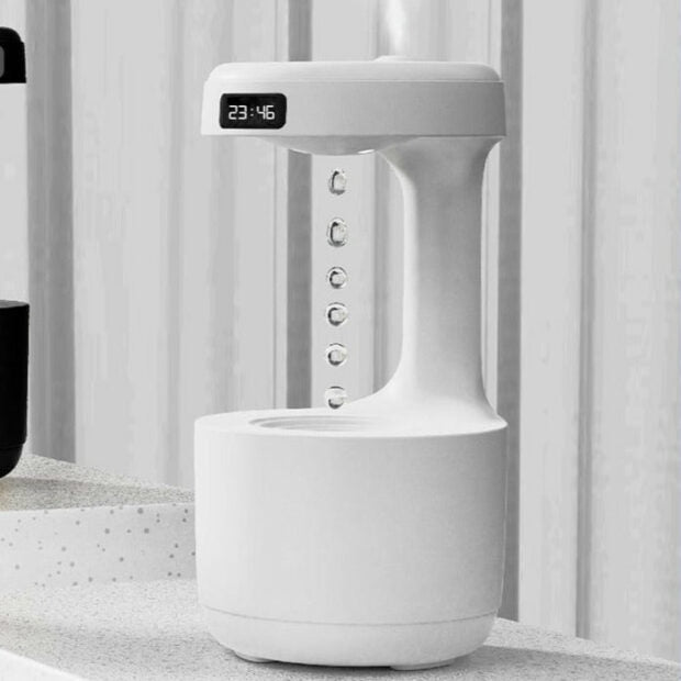 Anti-Gravity Humidifier